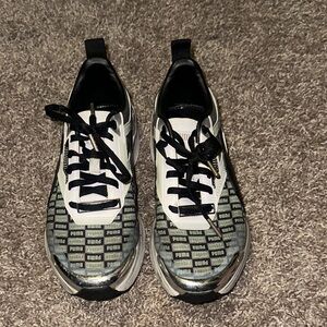 Puma Monochrome Patterned Sneakers